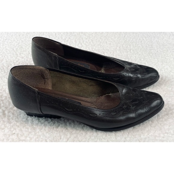 (VTG) CENTRALINA • Black Genuine Leather Pointed Toe Kitten Heels - Picture 10 of 16